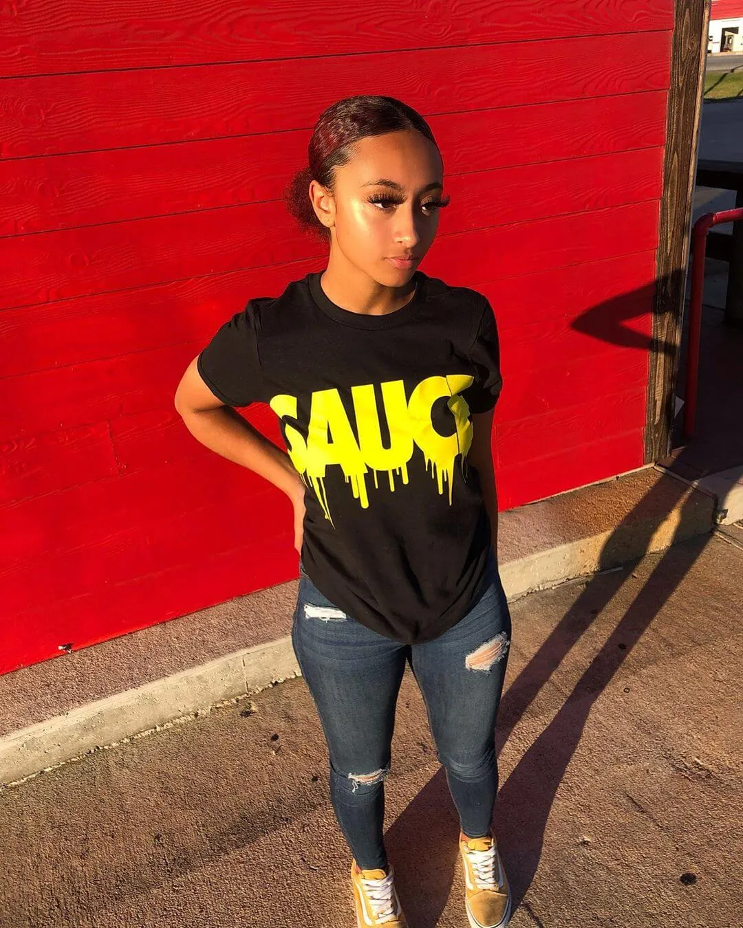 Yellow Sauce | Black Tee